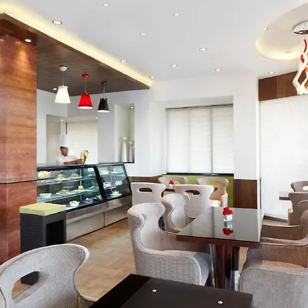 Suba Galaxy Hotel 4*