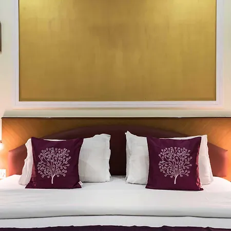 Hotel Godwin - Colaba 3*