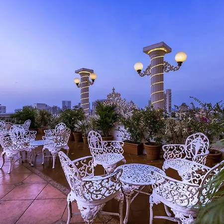 Godwin - Colaba 3*