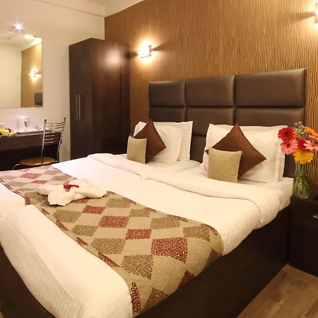 Hotel Supreme - Cuffe Parade 3*
