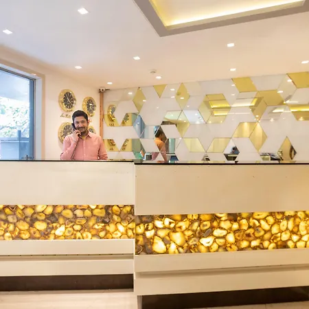 Hotel Supreme - Cuffe Parade 3*