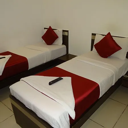 Sunshine Airport Hotel