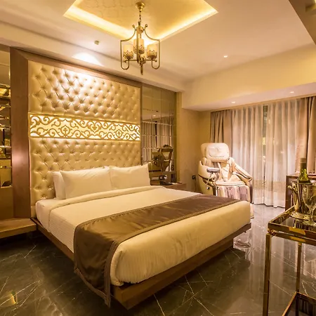 Hotel Peninsula Redpine