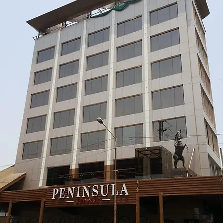 Hotel Peninsula Redpine 3*