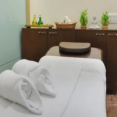 Regal Enclave Hotel