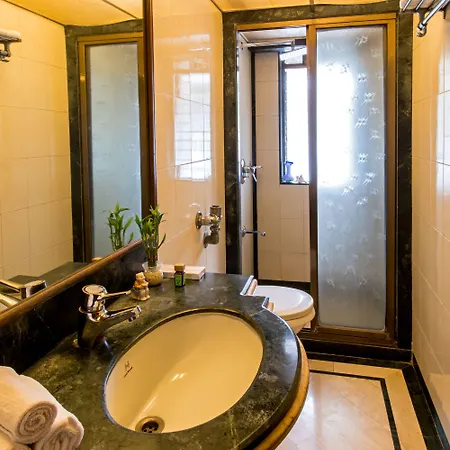 Regal Enclave Hotel 3*