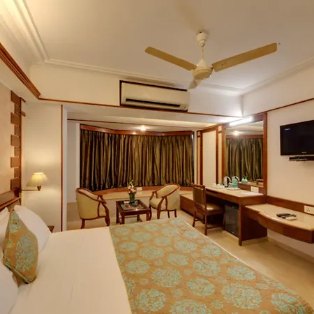 Regal Enclave 3* Mumbai