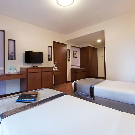 Grand Residency & Serviced 4*