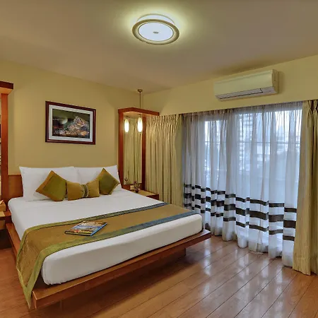 Grand Residency & Serviced 4*