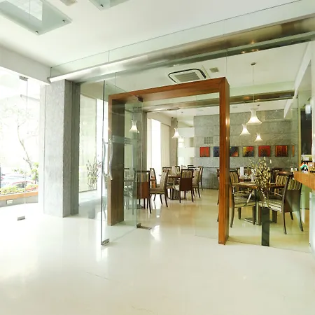 Hotel Regency Malabar Hill 3*
