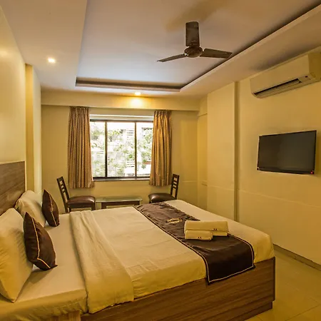 Ace Residency Hotel 2*