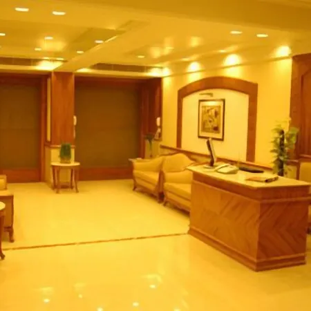 Solitaire Hotel