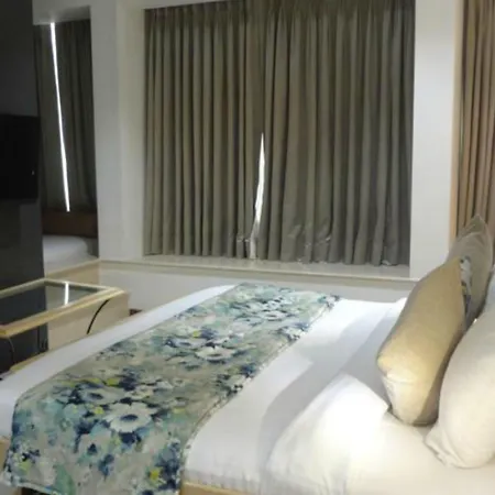 Suncity Apollo - Gateway Of India Hotel