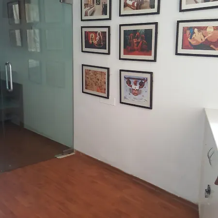 Le Sutra Hotel, Khar, Hotel