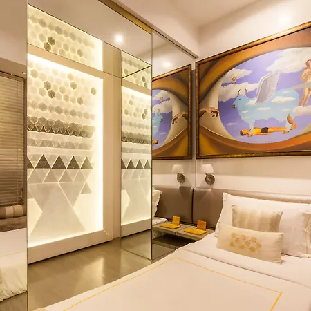 Le Sutra Hotel, Khar, 4*