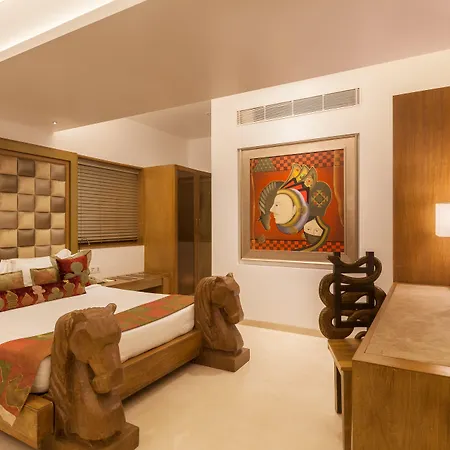 Le Sutra Hotel, Khar, Mumbai