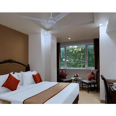 Suba Palace Near Gateway Of India Mumbai