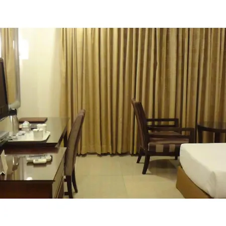 Suba Palace Near Gateway Of India Hotel