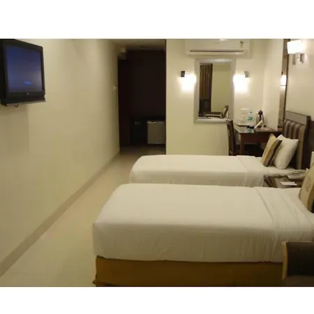 Suba Palace Near Gateway Of India Hotel 4*