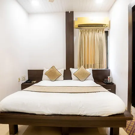 Victoria Hotel 2*