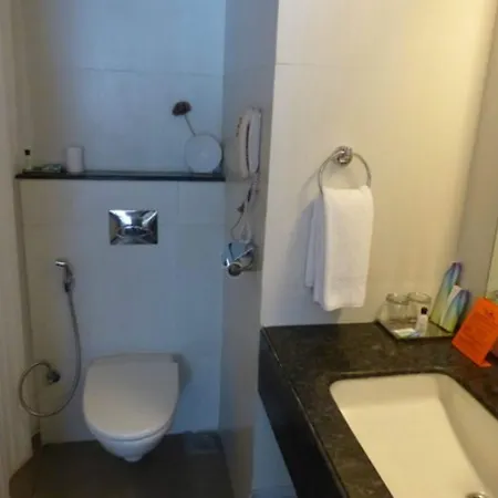 Hotel Kohinoor Elite Near Bkc