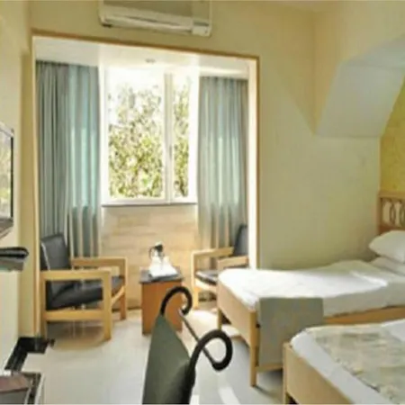 Diplomat, Colaba 3* Mumbai