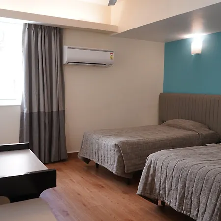 Diplomat, Colaba Hotel 3*
