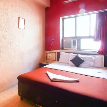 Hotel Red Palm Residency 2*