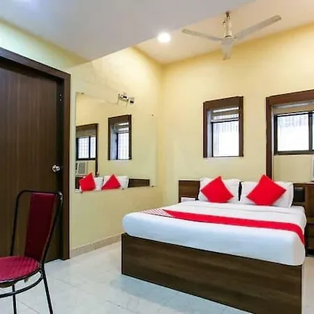 Hotel Red Palm Residency 2*