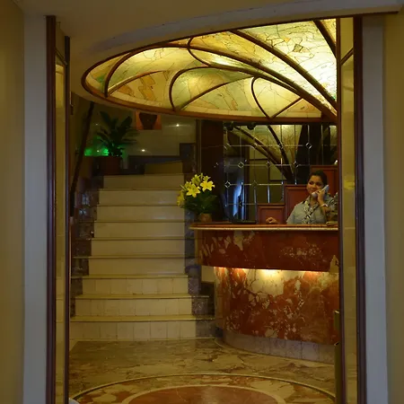Sea Palace - Near Gateway Of India 3* Mumbai