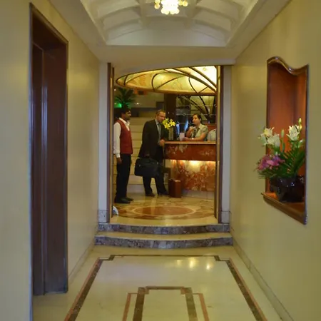 Sea Palace - Near Gateway Of India Hotel 3*