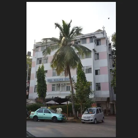 Sea Palace - Near Gateway Of India 3*