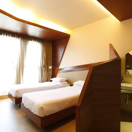 Hotel Dragonfly - The Art Mumbai