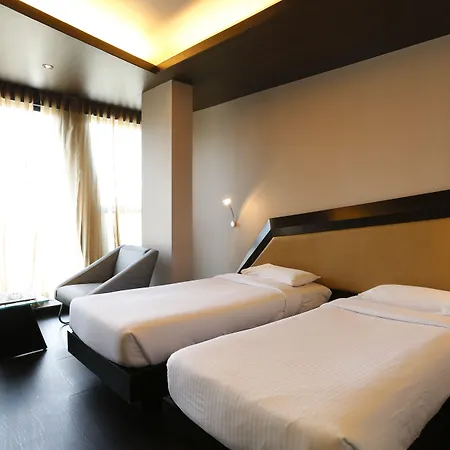 Dragonfly - The Art Hotel