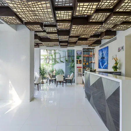 Dragonfly - The Art Hotel Mumbai