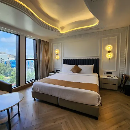 Hotel Dragonfly - The Art 4*