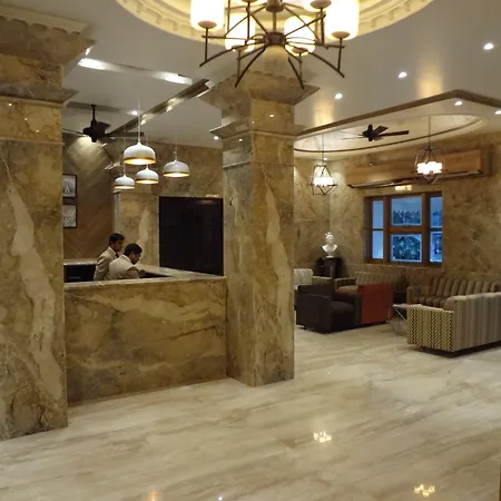 Hotel Grand - Ballard Estate, 3*