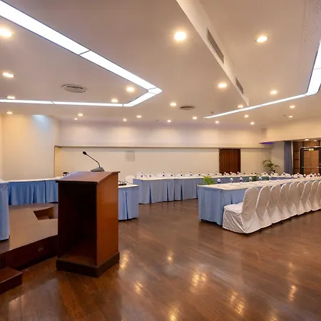 Hotel Grand - Ballard Estate, Mumbai