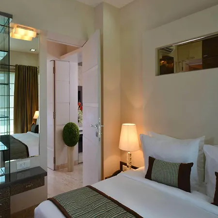 Residency Sarovar Portico 4*