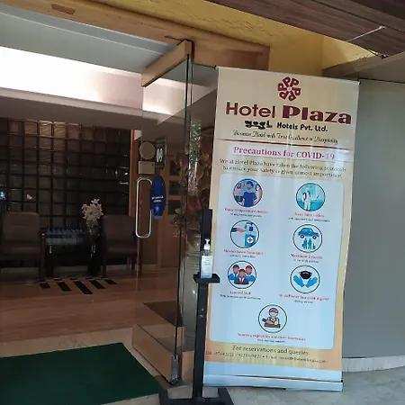 Hotel Plaza 3*