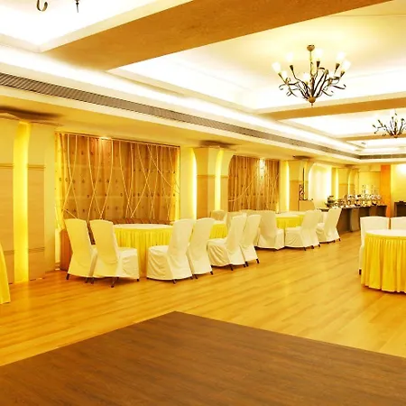 Hotel Bloom - Juhu 4*