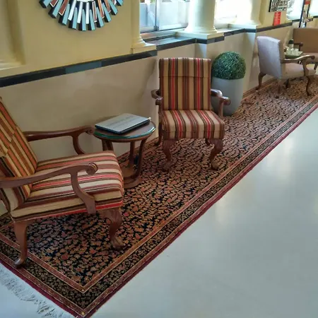 Hotel Elphinstone Mumbai