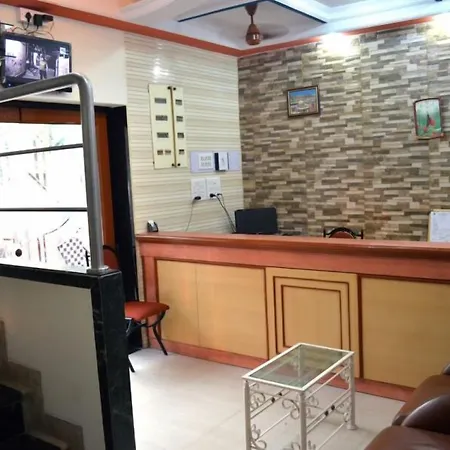 Hotel Fabexpress New Deepak - Nr & Csmt Station Mumbai