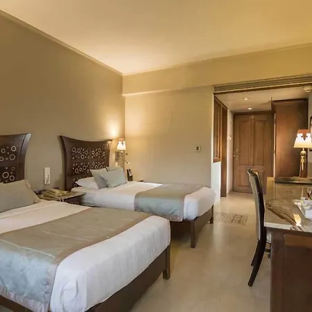 Sai Palace Hotel 3*