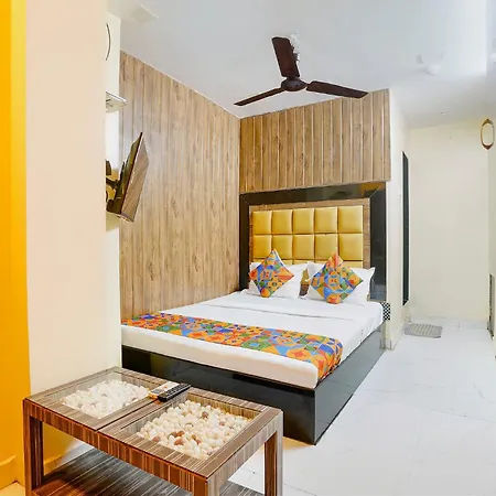 Via Janta Bed & Breakfast Mumbai