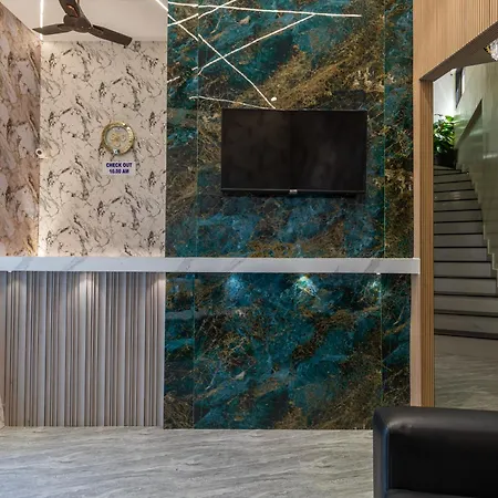 Hotel Jodiya - Near Cst 2*