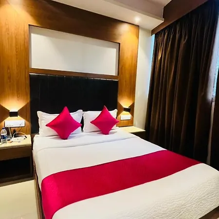 The Azure 3* Mumbai