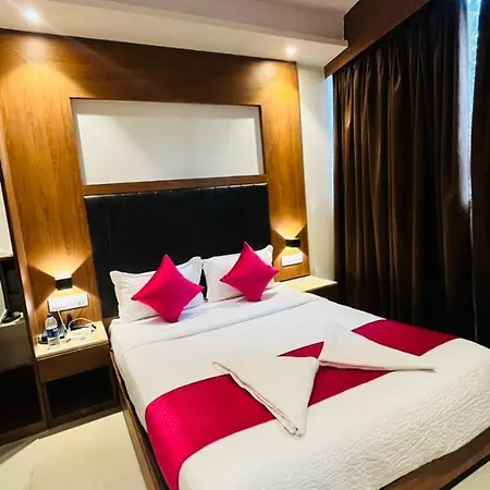 Hotel The Azure Mumbai