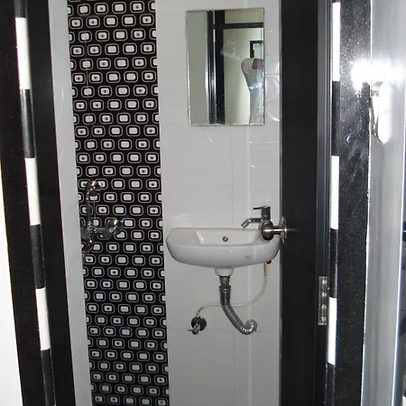 Nice Guest House