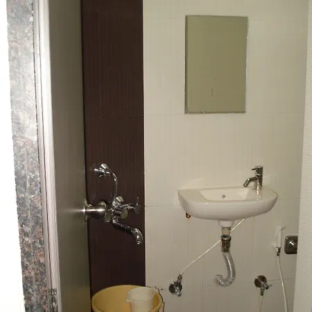 Nice Guest House *